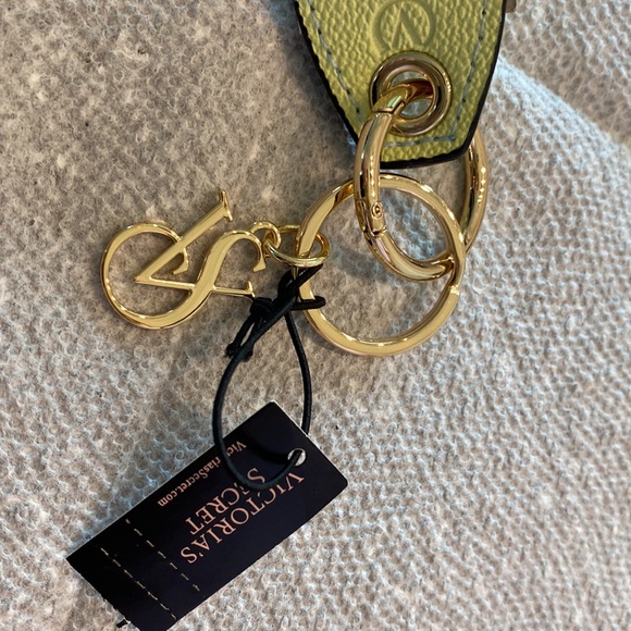 Ombré keychain - Picture 3 of 5